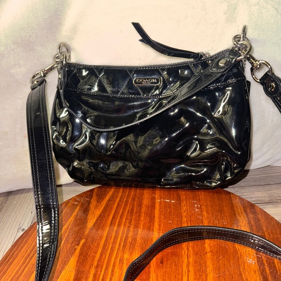 Coach Black Patent Leather Handbag Purse pink lining coach logo quilted pattern - Picture 4 of 8